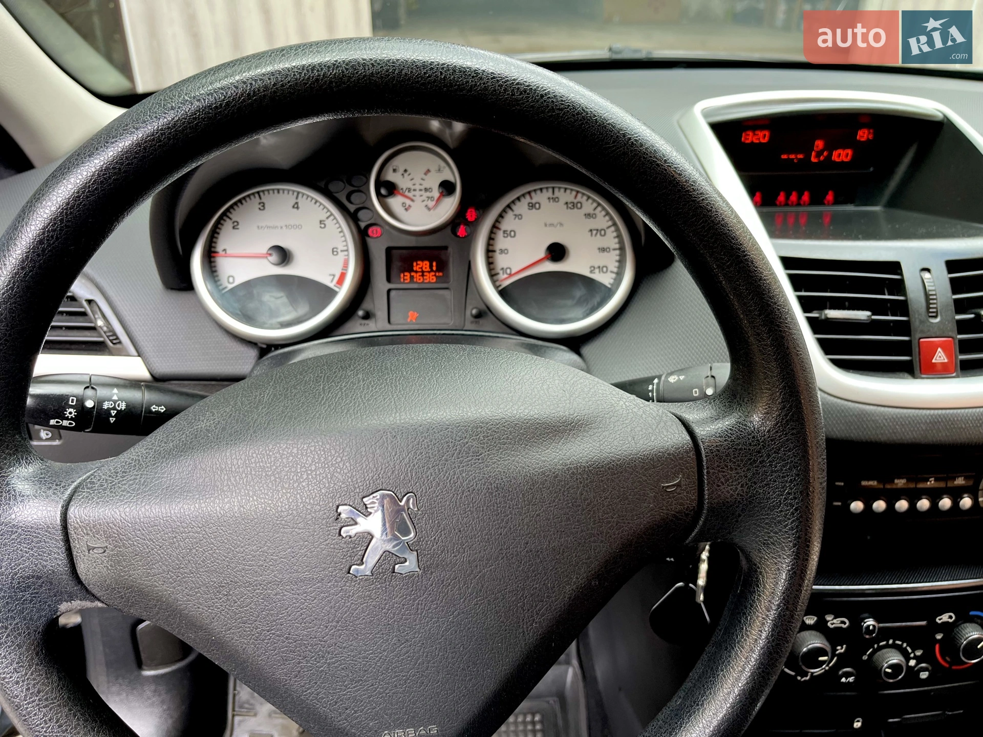 2011 Peugeot 207 - мініатюра 11