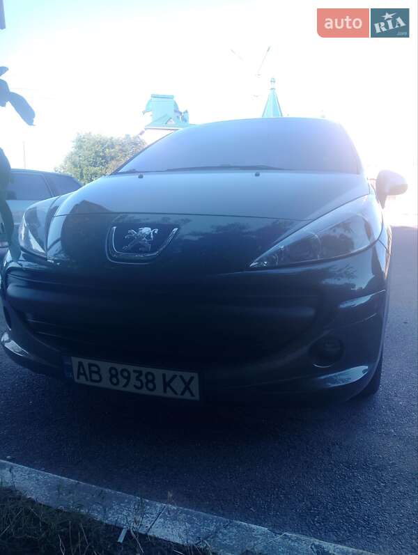 Хетчбек Peugeot 207 2006 в Вінниці