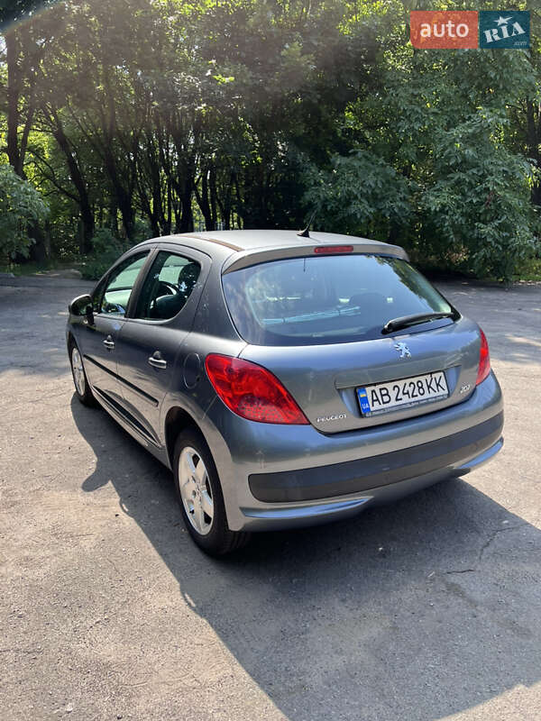 Хетчбек Peugeot 207 2009 в Вінниці