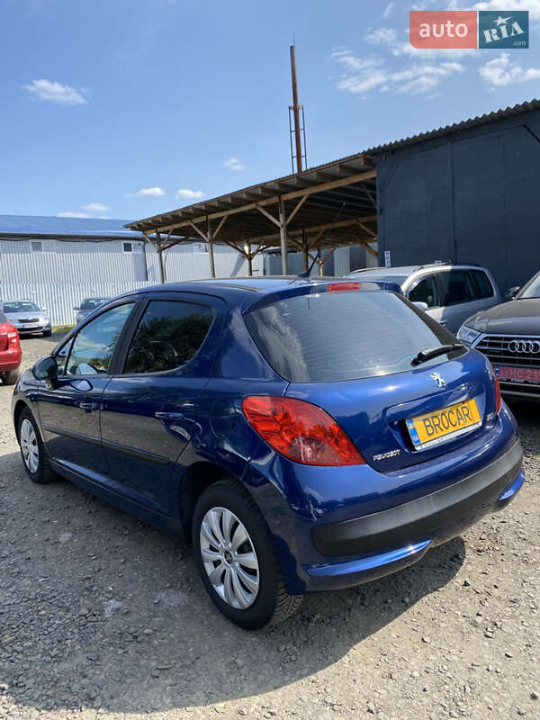 Хэтчбек Peugeot 207 2008 в Луцке