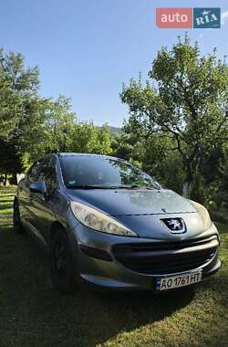Хэтчбек Peugeot 207 2007 в Ужгороде
