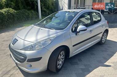 Хетчбек Peugeot 207 2007 в Сваляві