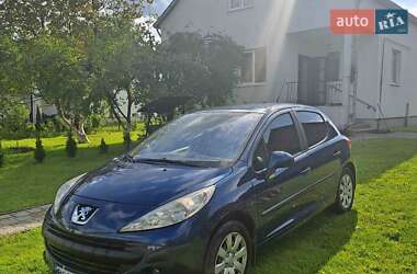 Хэтчбек Peugeot 207 2006 в Львове