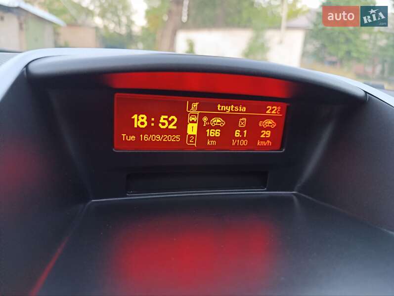 Хэтчбек Peugeot 207 2011 в Кривом Роге фото 21 Хэтчбек Peugeot 207 2011 в Кривом Роге