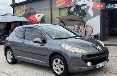 Хэтчбек Peugeot 207 2008 в Житомире