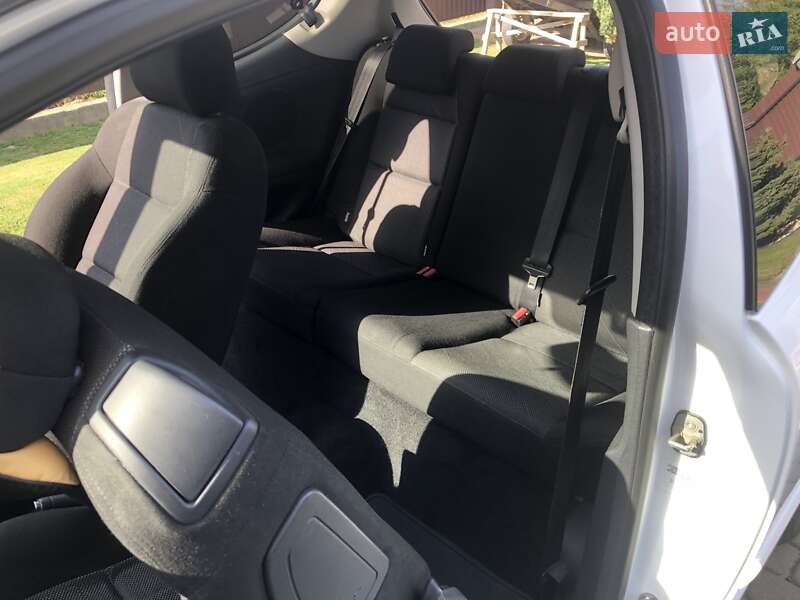 Хетчбек Peugeot 207 2007 в Стрию