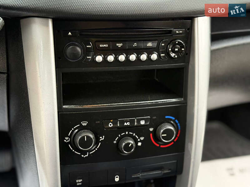 Універсал Peugeot 207 2011 в Летичіві