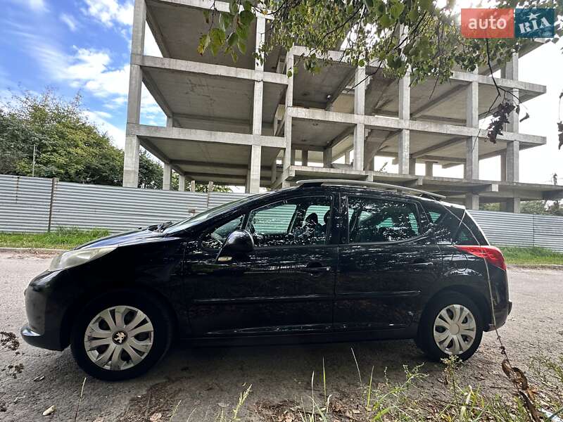 Універсал Peugeot 207 2009 в Львові