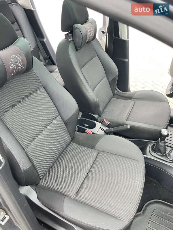 Універсал Peugeot 207 2011 в Ковелі