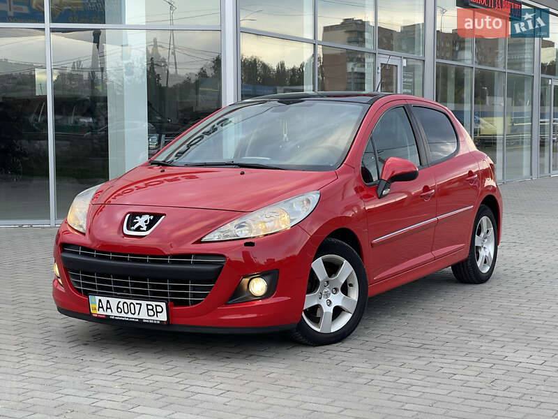 Peugeot 207 2012