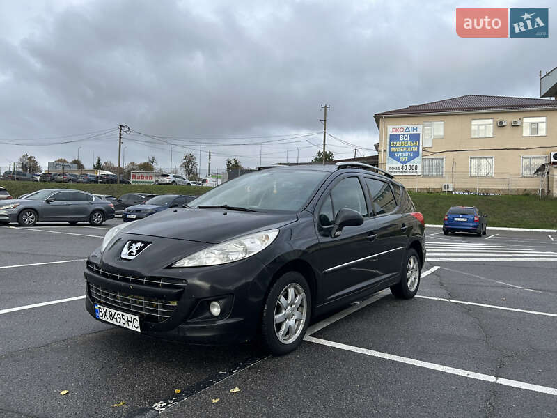 Универсал Peugeot 207 2011 в Виннице