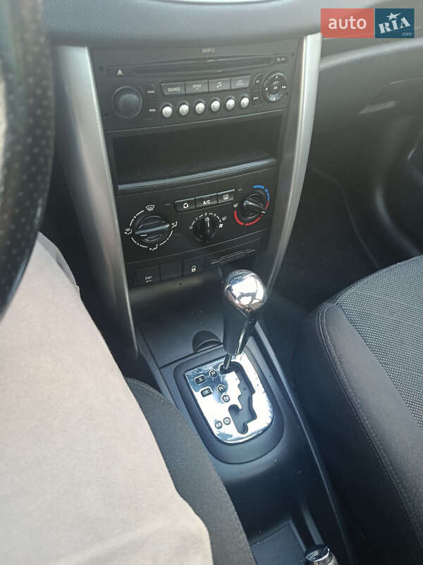 Універсал Peugeot 207 2007 в Тернополі