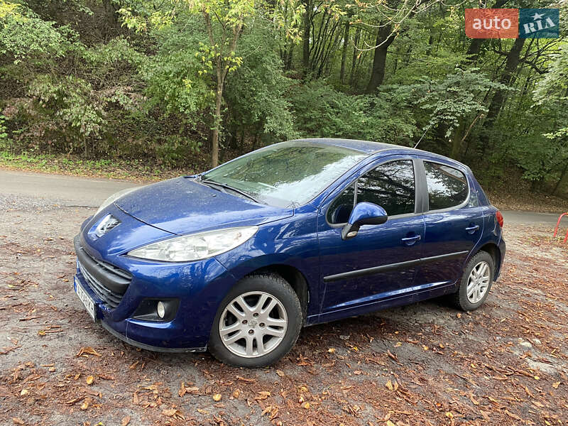Peugeot 207 2010 Peugeot 207 2010