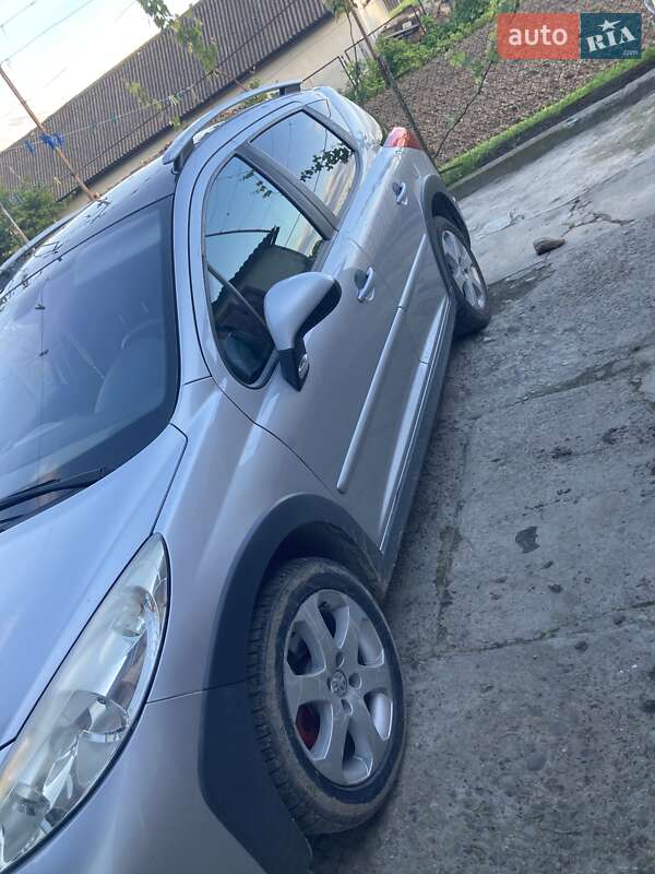 Универсал Peugeot 207 2008 в Львове