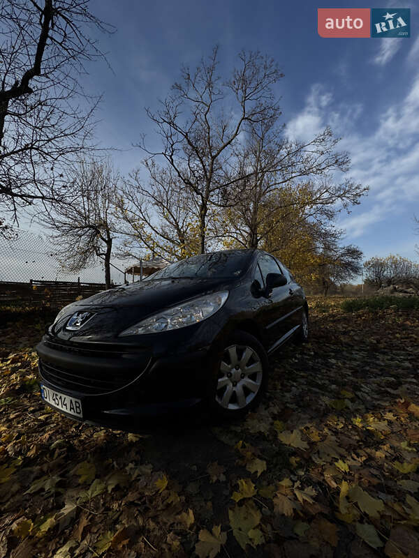 Хэтчбек Peugeot 207 2006 в Киеве фото 10 Хэтчбек Peugeot 207 2006 в Киеве