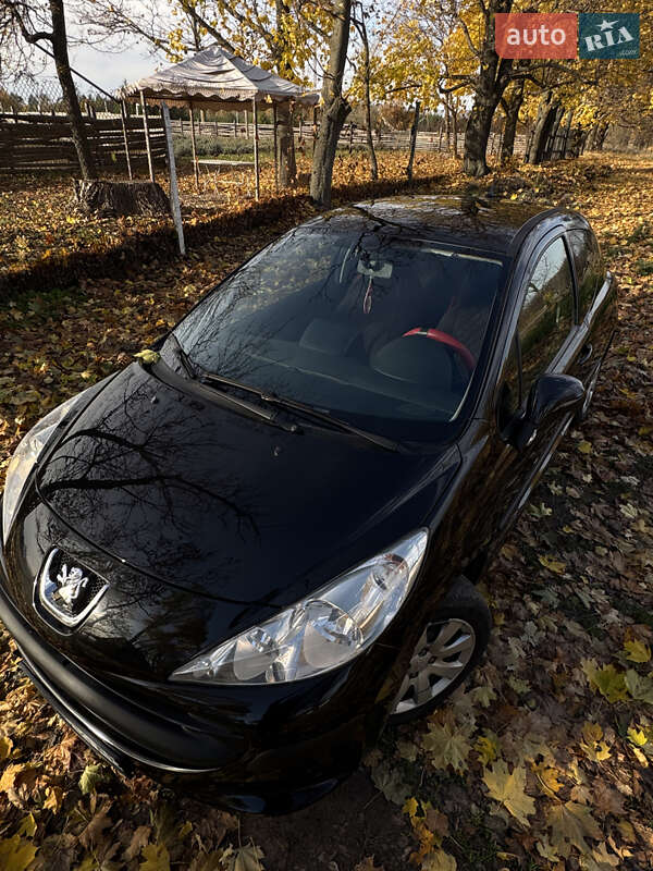 Хэтчбек Peugeot 207 2006 в Киеве фото 14 Хэтчбек Peugeot 207 2006 в Киеве