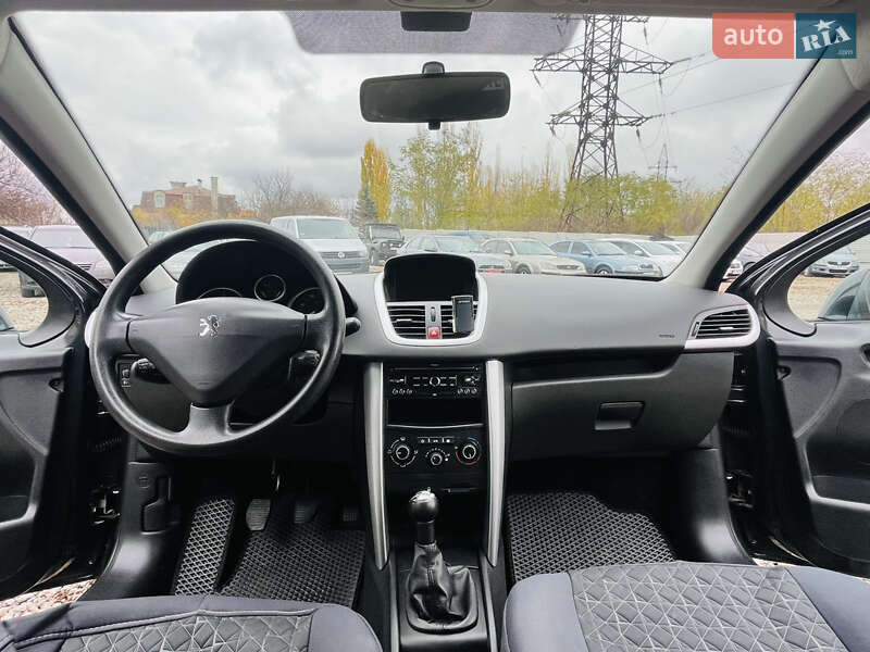 Хетчбек Peugeot 207 2012 в Харкові