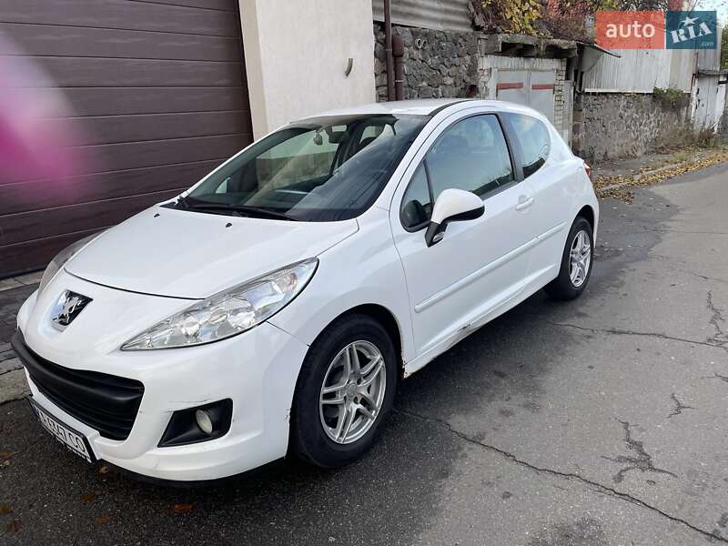 Хэтчбек Peugeot 207 2012 в Киеве фото 7 Хэтчбек Peugeot 207 2012 в Киеве