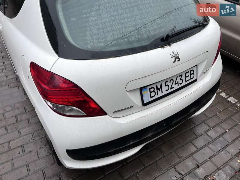 Хэтчбек Peugeot 207 2012 в Сумах