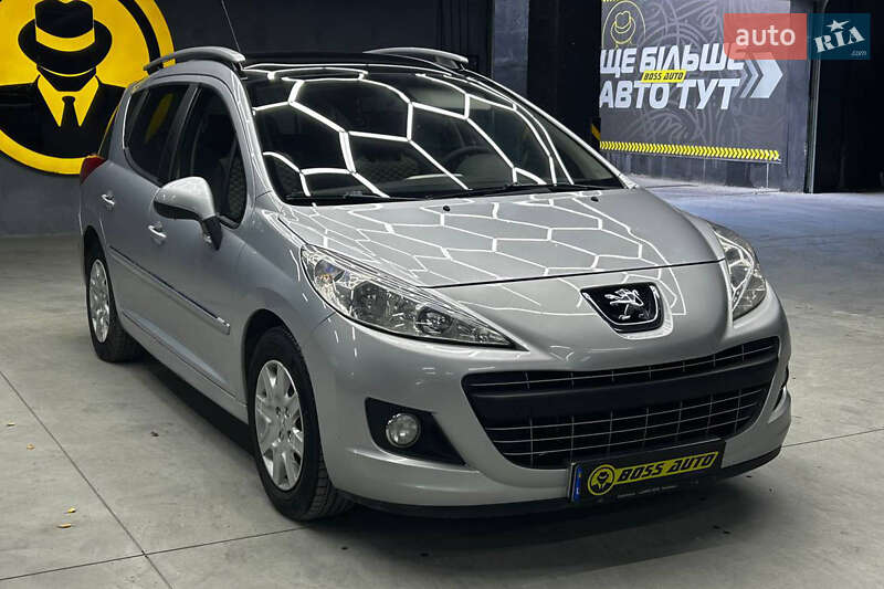 Peugeot 207 2012