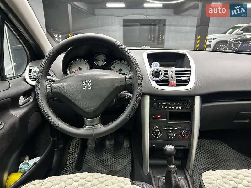 Універсал Peugeot 207 2012 в Чернівцях фото 15 Універсал Peugeot 207 2012 в Чернівцях