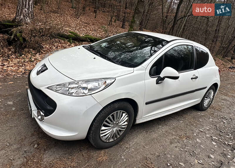 Peugeot 207 2008 Peugeot 207 2008