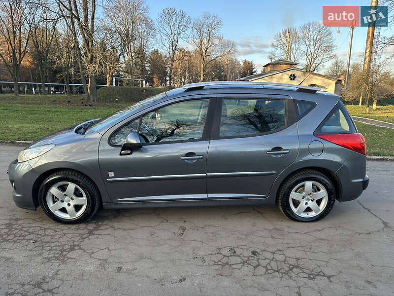 Універсал Peugeot 207 2011 в Житомирі