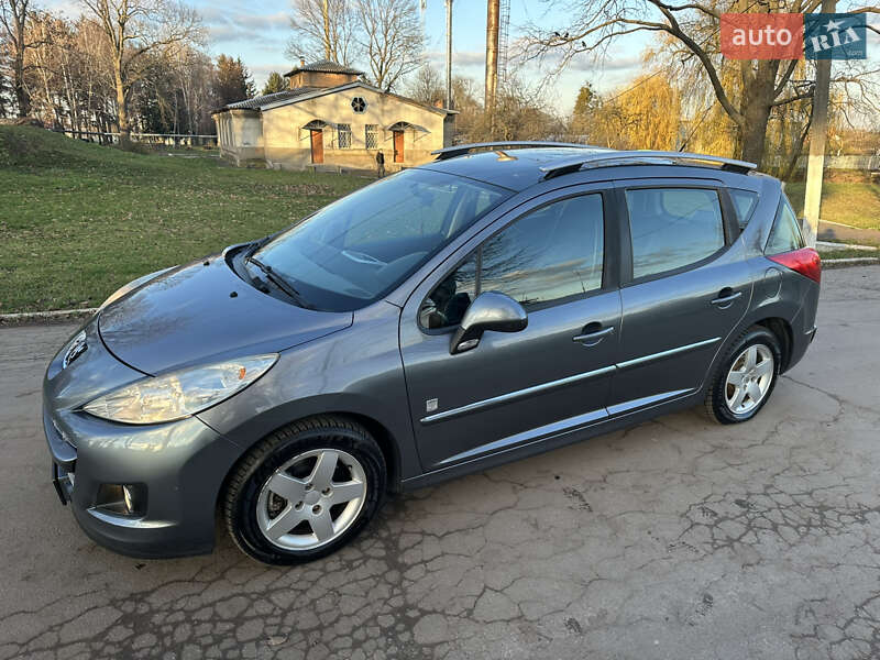 Універсал Peugeot 207 2011 в Житомирі