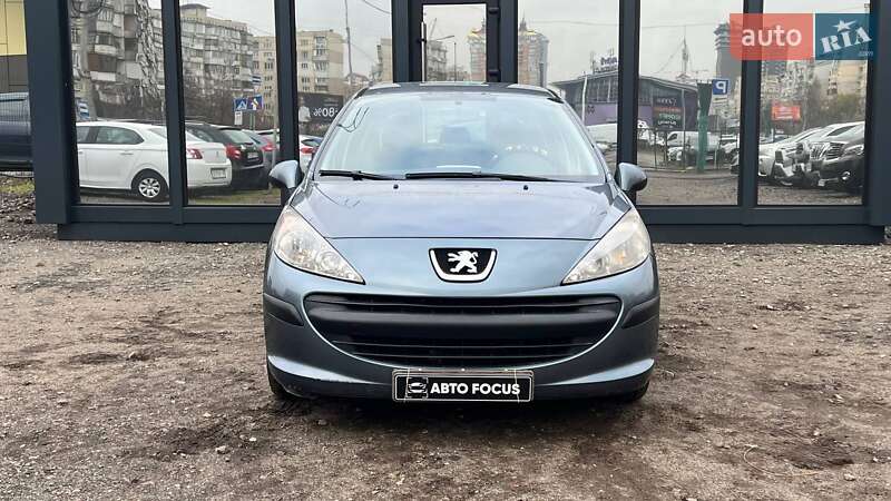 Хэтчбек Peugeot 207 2008 в Киеве