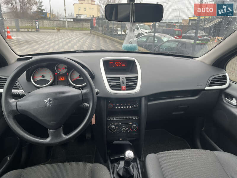 Хэтчбек Peugeot 207 2010 в Львове фото 11 Хэтчбек Peugeot 207 2010 в Львове