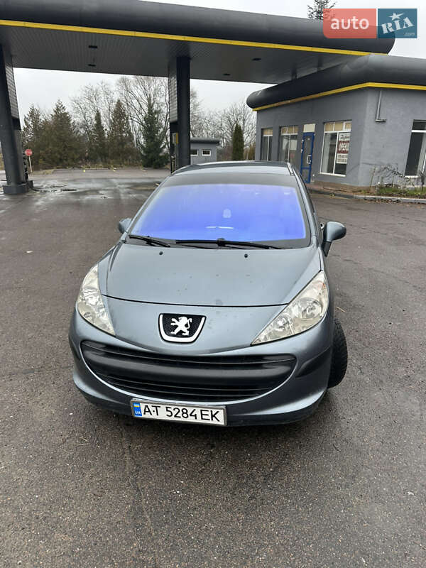 Peugeot 207 2006