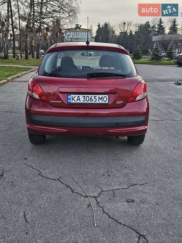 Хэтчбек Peugeot 207 2010 в Киеве фото 8 Хэтчбек Peugeot 207 2010 в Киеве