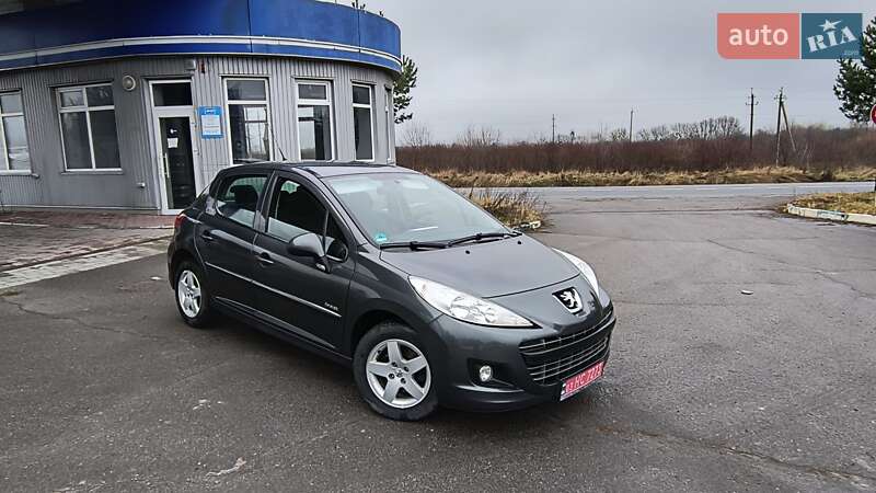 Peugeot 207 2012
