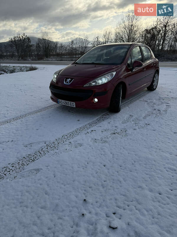 Хэтчбек Peugeot 207 2008 в Белках