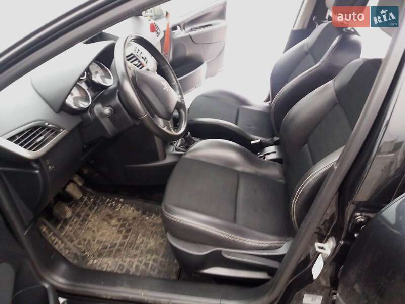 Універсал Peugeot 207 2007 в Тернополі