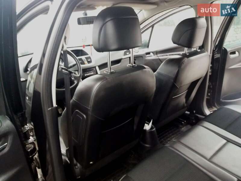 Універсал Peugeot 207 2007 в Тернополі