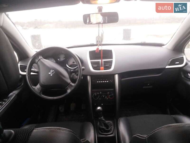 Універсал Peugeot 207 2007 в Тернополі