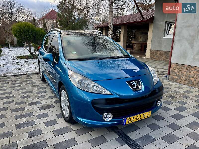 Универсал Peugeot 207 2009 в Мукачево