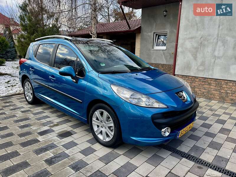 Универсал Peugeot 207 2009 в Мукачево