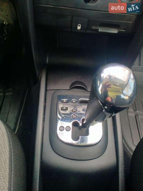 Хэтчбек Peugeot 207 2008 в Житомире фото 7 Хэтчбек Peugeot 207 2008 в Житомире