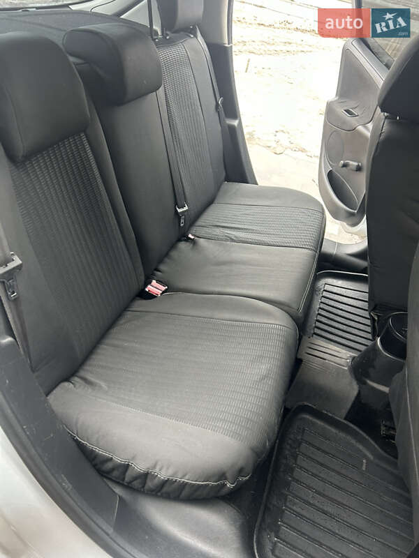 Хэтчбек Peugeot 207 2006 в Полтаве