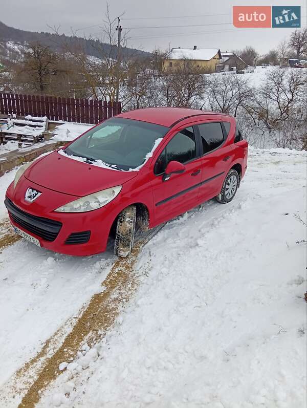 Peugeot 207 2010 Peugeot 207 2010