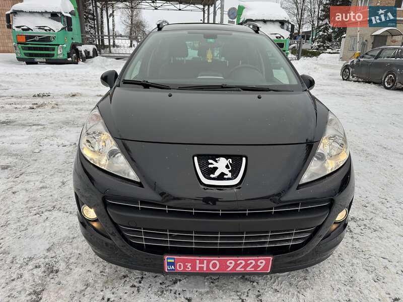 Универсал Peugeot 207 2011 в Луцке