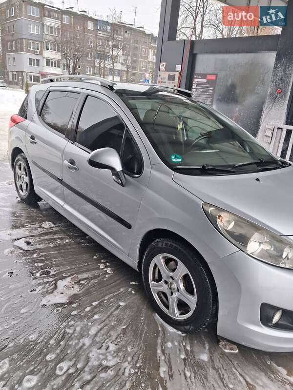 Peugeot 207 2009 Peugeot 207 2009