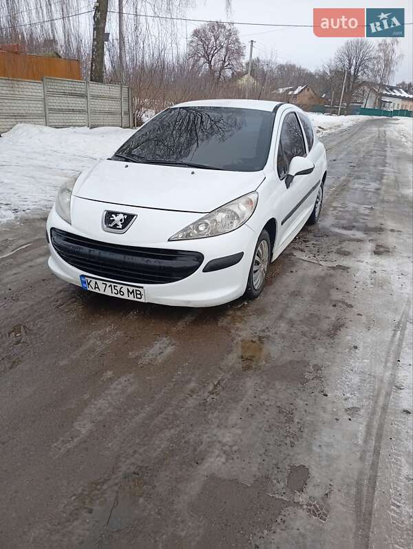 Peugeot 207 2008 Peugeot 207 2008