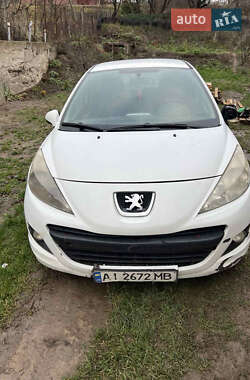 Хэтчбек Peugeot 207 2012 в Богуславе