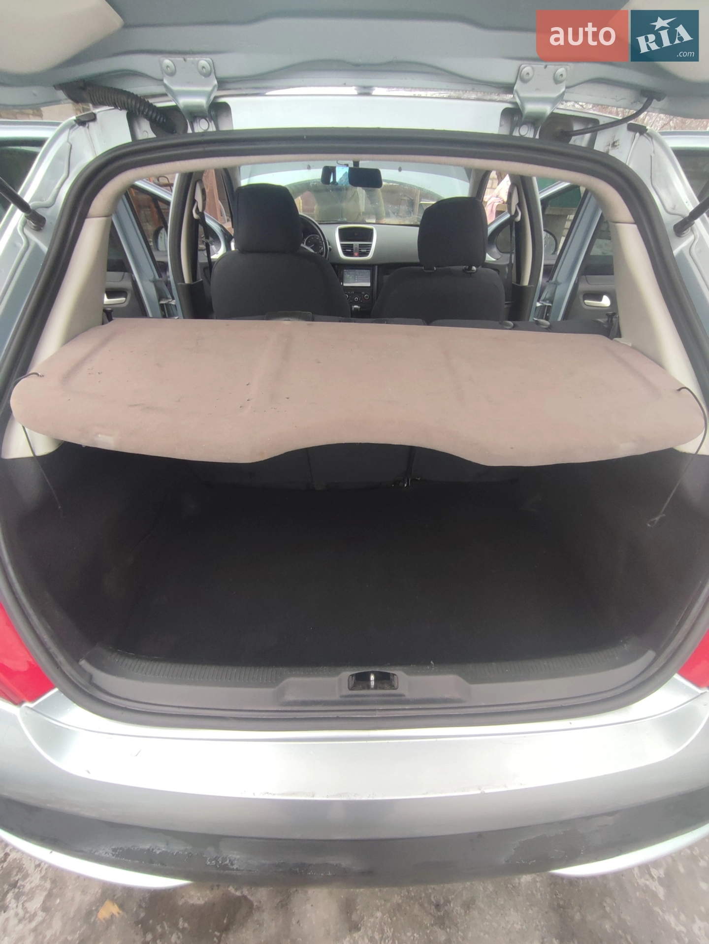 2010 Peugeot 207 - мініатюра 9