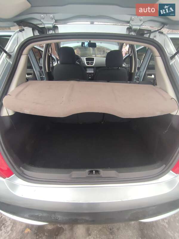 Хэтчбек Peugeot 207 2010 в Белой Церкви фото 9 Хэтчбек Peugeot 207 2010 в Белой Церкви