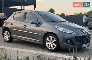 Хэтчбек Peugeot 207 2011 в Умани