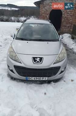 Универсал Peugeot 207 2011 в Бобрке